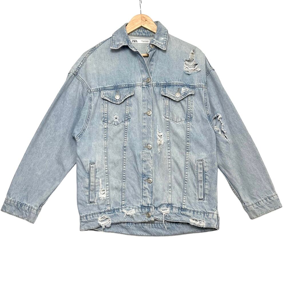 Zara Trucker Denim Jacket Sz XS Distressed Relaxed Fit Light Wash Blue Rigid